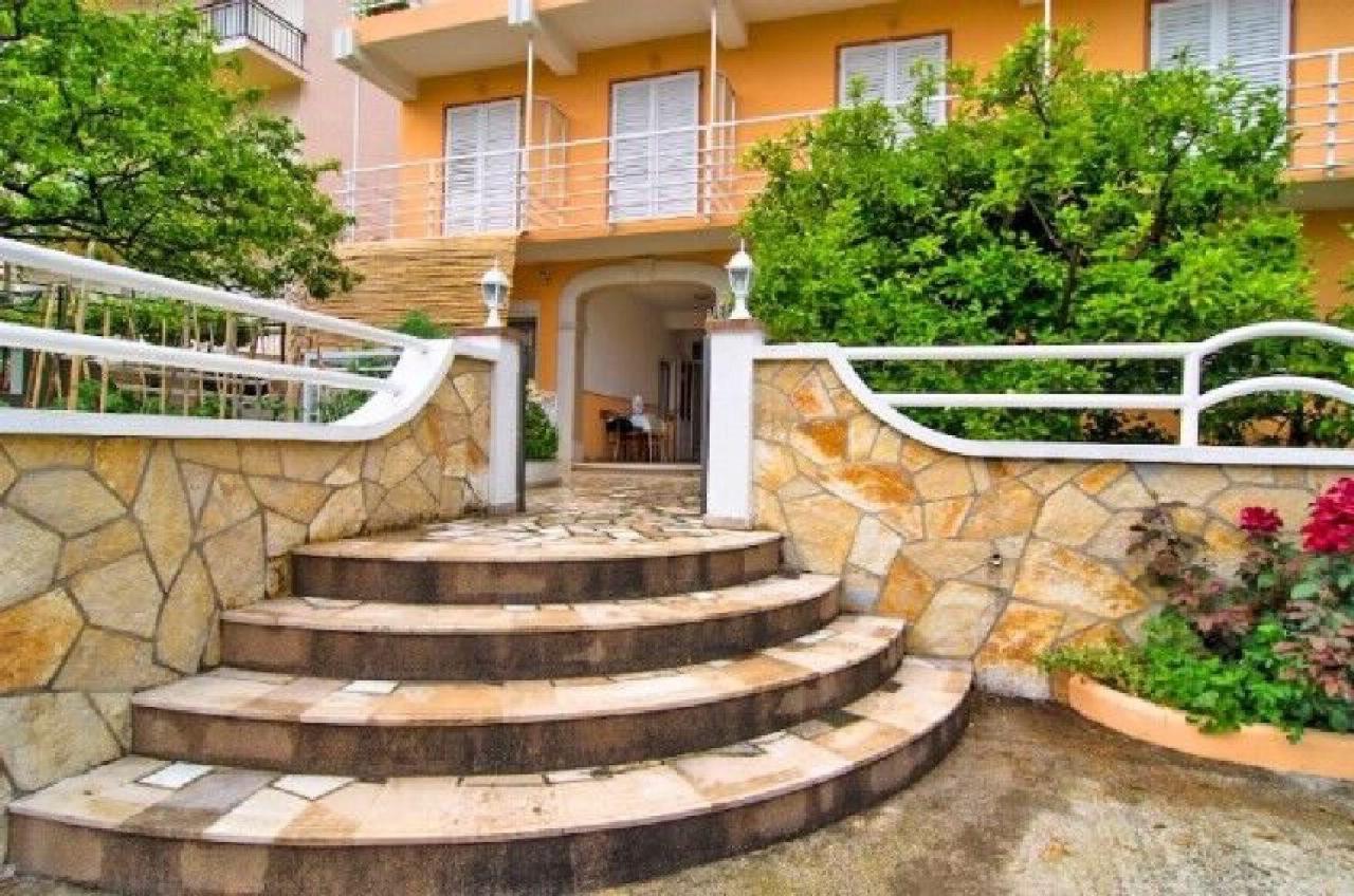 Apartments Josko Gradac  Εξωτερικό φωτογραφία